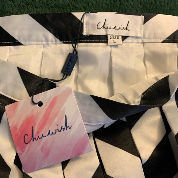 Chicwish Zigzag Bouquet Skirt - Picture 4 of 5